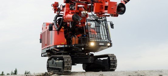 Ranger DX600 Surface tophammer drill rig